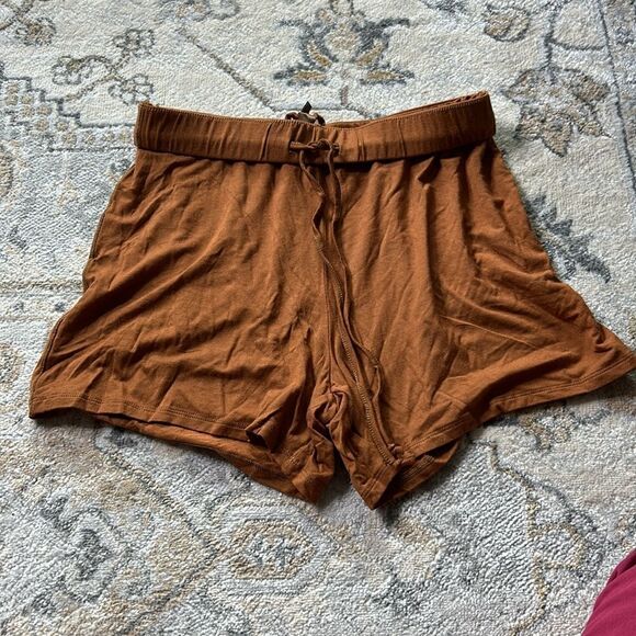 NWT SKIMS SLEEP SHORTS S - Picture 6 of 8